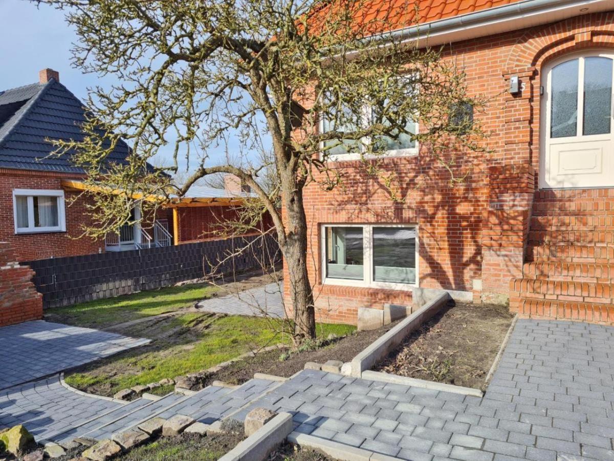 Апартаменты Die Zimmerei 3 - Luxuskleinod In Greetsiel Крумхёрн Экстерьер фото